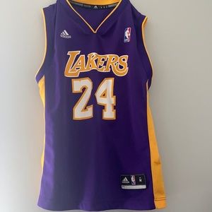 Kobe Bryant lakers jersey